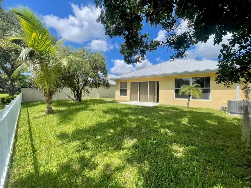 2571 SW Greenwich Way Palm City, FL 34990