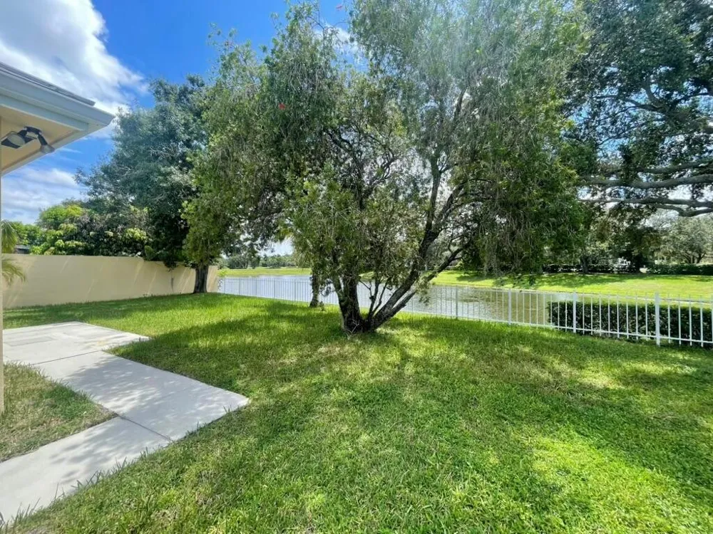 2571 SW Greenwich Way Palm City, FL 34990