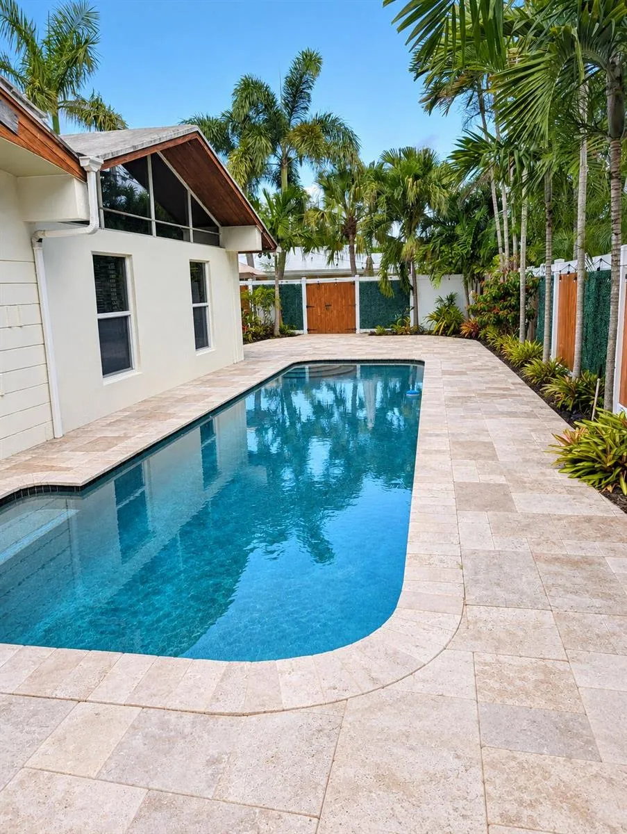 2060 NE 55TH STREET Fort Lauderdale, FL 33308