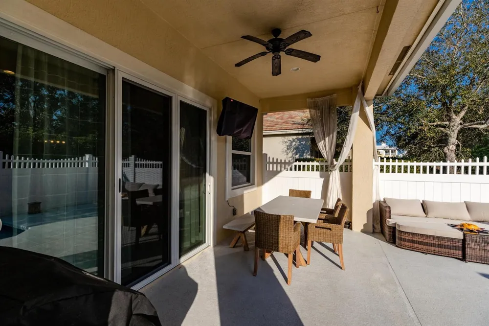 4247 DIAMOND SQUARE Vero Beach, FL 32967