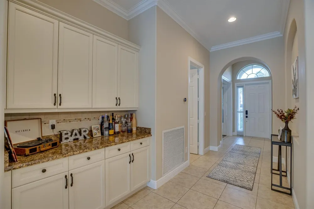 4247 DIAMOND SQUARE Vero Beach, FL 32967