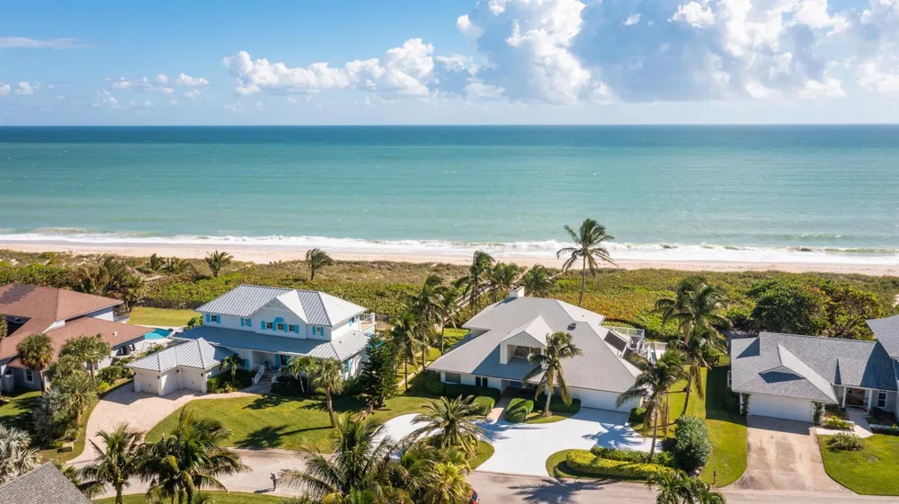 2254 MAGANS OCEAN Walk Vero Beach, FL 32963