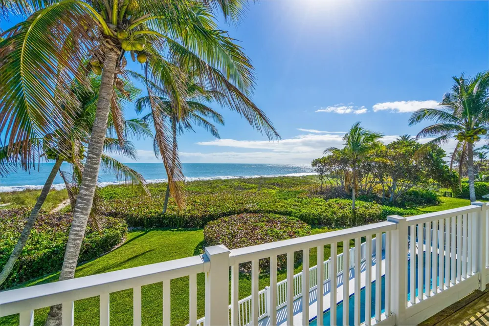 2254 MAGANS OCEAN Walk Vero Beach, FL 32963