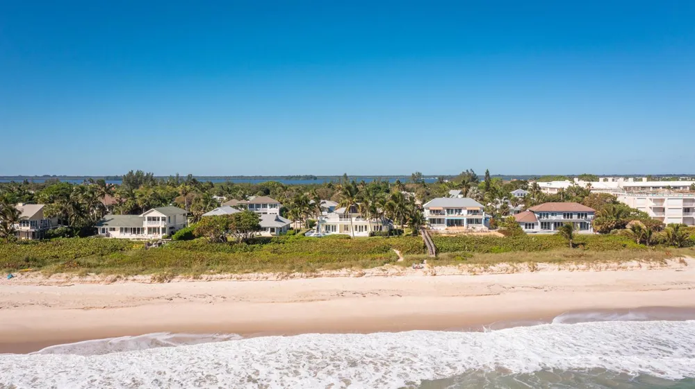 2254 MAGANS OCEAN Walk Vero Beach, FL 32963