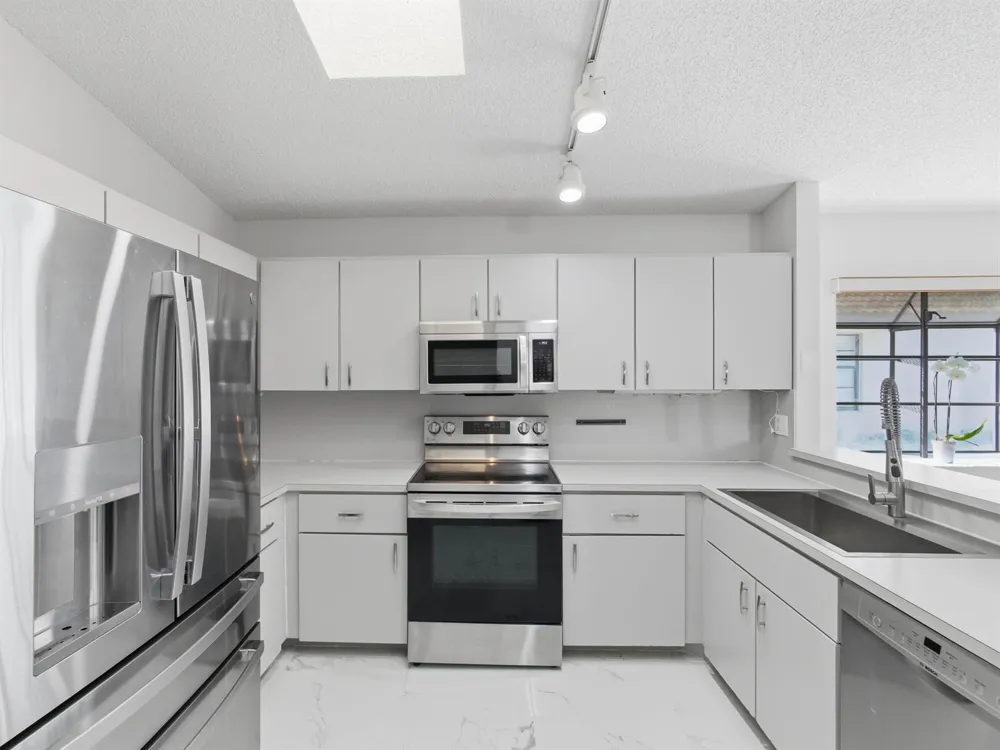 8901 BOATSWAIN DRIVE Boynton Beach, FL 33436