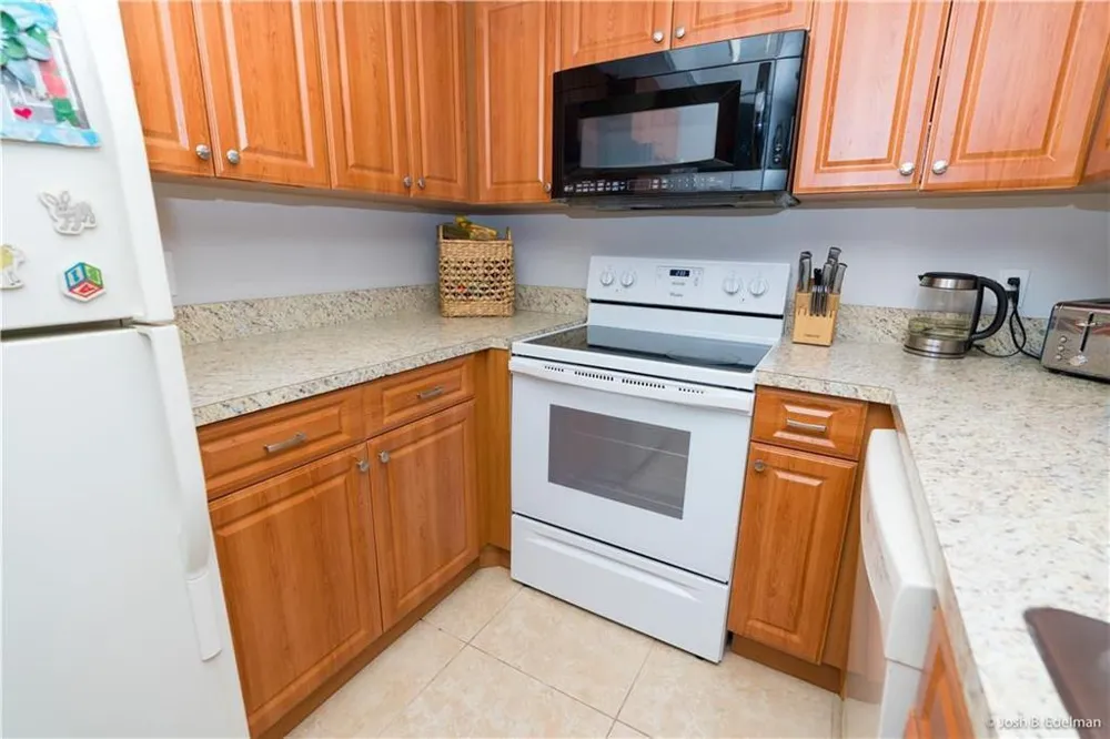2169 CHAMPIONS WAY #2169 North Lauderdale, FL 33068