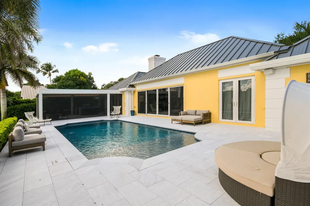 18444 SE Heritage Drive Tequesta, FL 33469