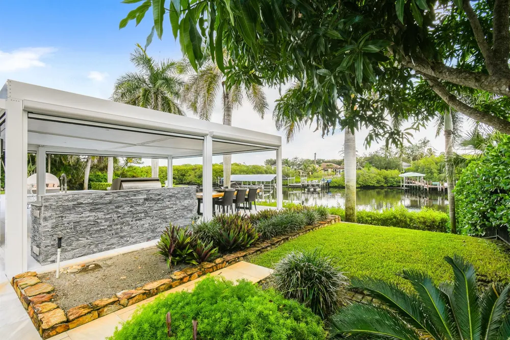 18444 SE Heritage Drive Tequesta, FL 33469