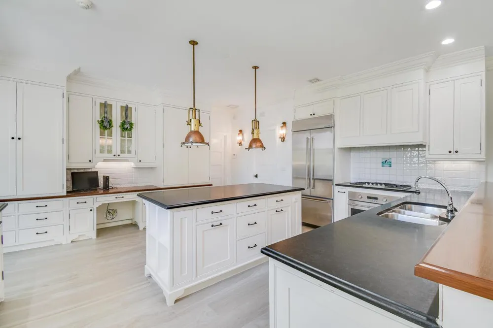 18444 SE Heritage Drive Tequesta, FL 33469