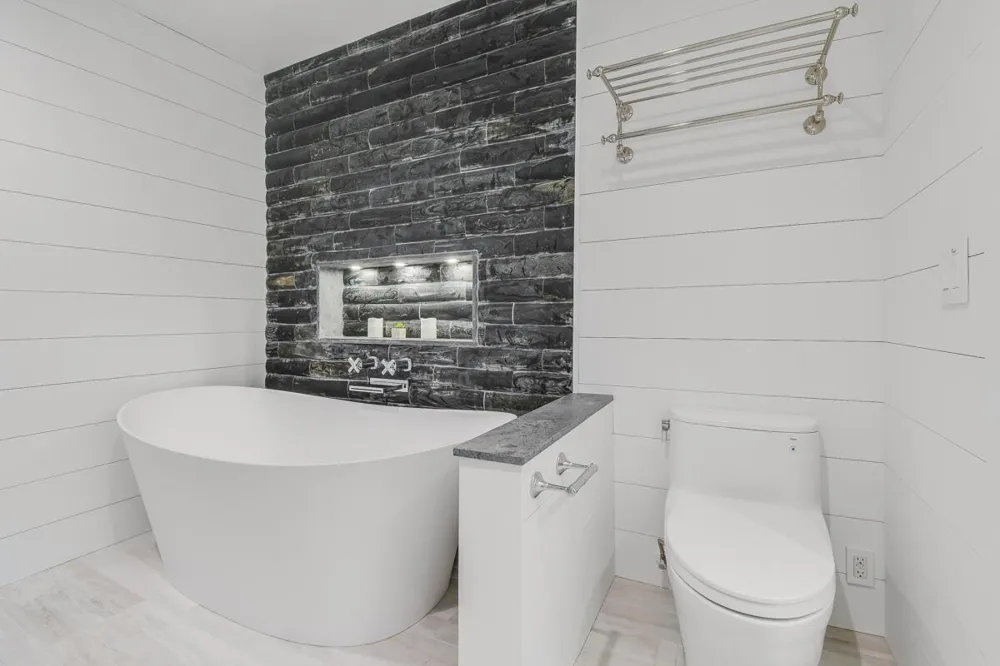 18444 SE Heritage Drive Tequesta, FL 33469