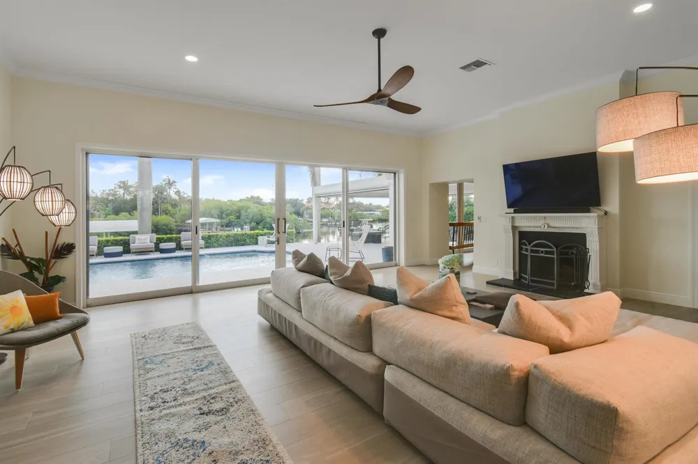 18444 SE Heritage Drive Tequesta, FL 33469