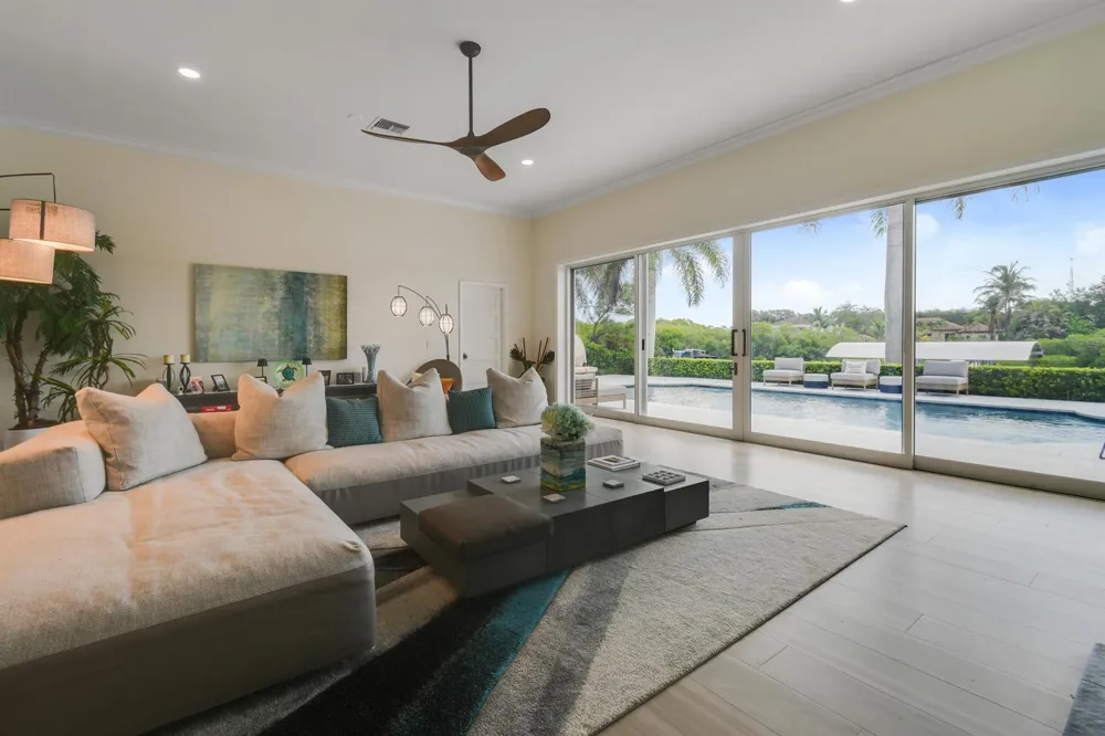 18444 SE Heritage Drive Tequesta, FL 33469