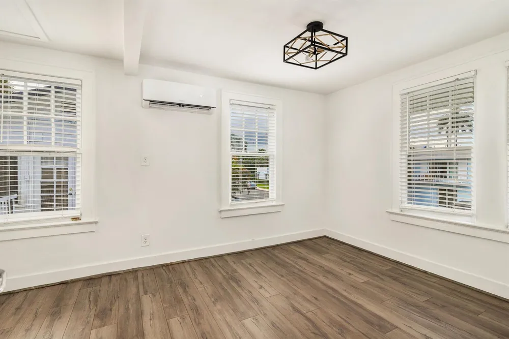 3901 Washington Road West Palm Beach, FL 33405