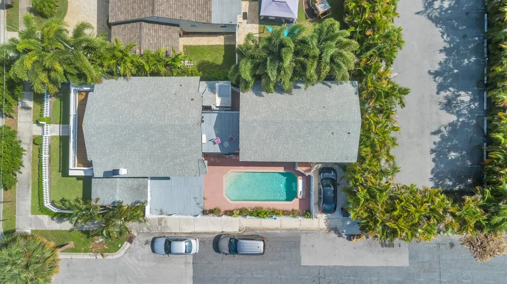 3901 Washington Road West Palm Beach, FL 33405