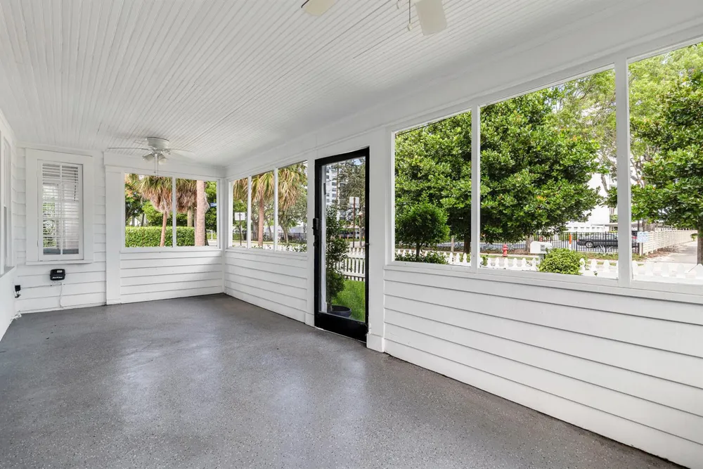 3901 Washington Road West Palm Beach, FL 33405