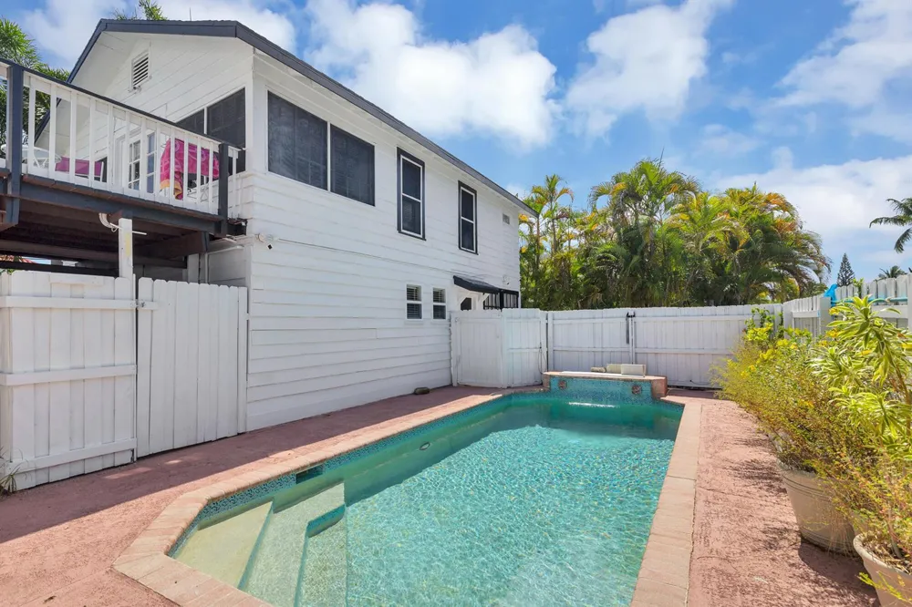 3901 Washington Road West Palm Beach, FL 33405