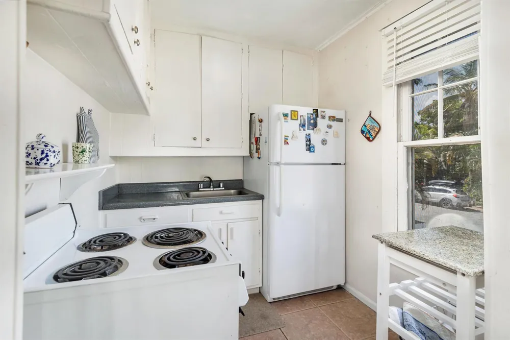 3901 Washington Road West Palm Beach, FL 33405