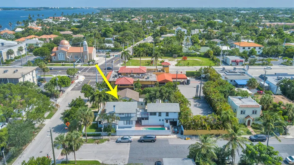 3901 Washington Road West Palm Beach, FL 33405