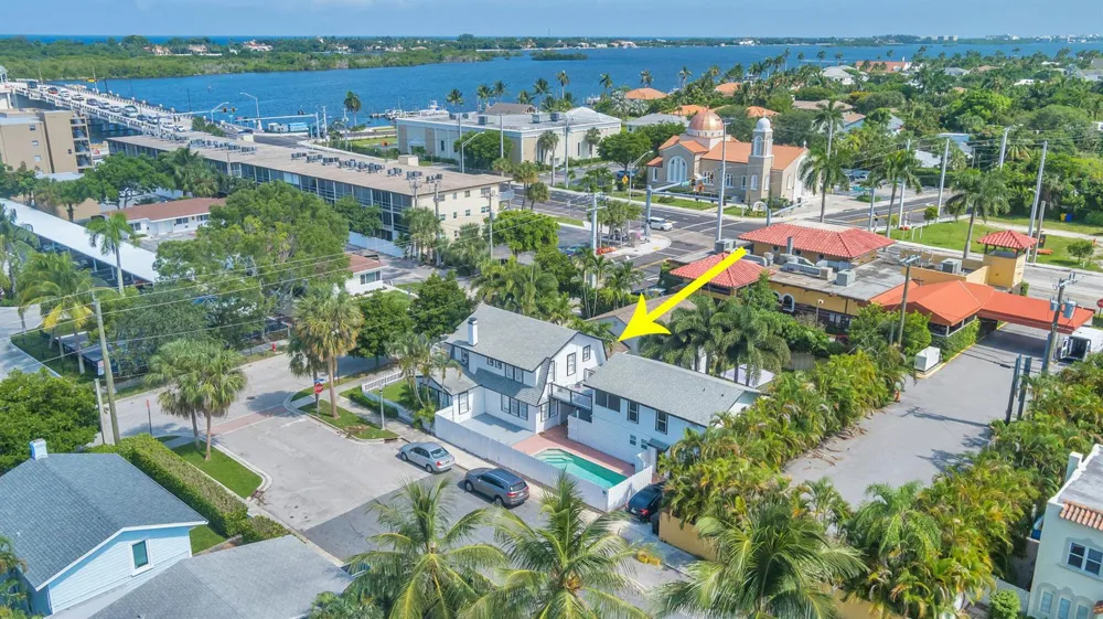 3901 Washington Road West Palm Beach, FL 33405