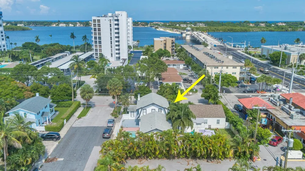 3901 Washington Road West Palm Beach, FL 33405