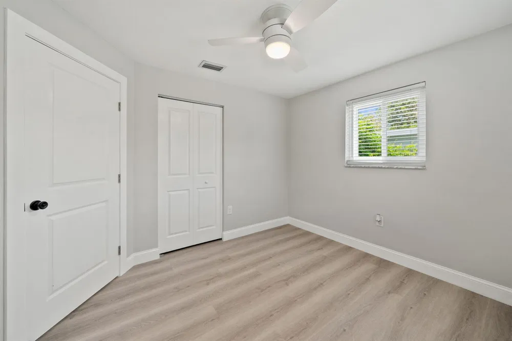 2071 W Carol Circle West Palm Beach, FL 33415