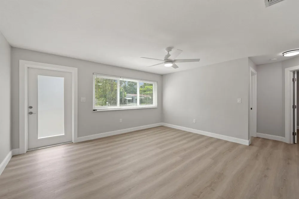 2071 W Carol Circle West Palm Beach, FL 33415