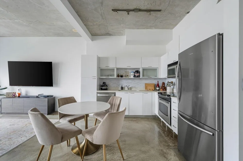 234 NE 3rd Street #1403 Miami, FL 33132