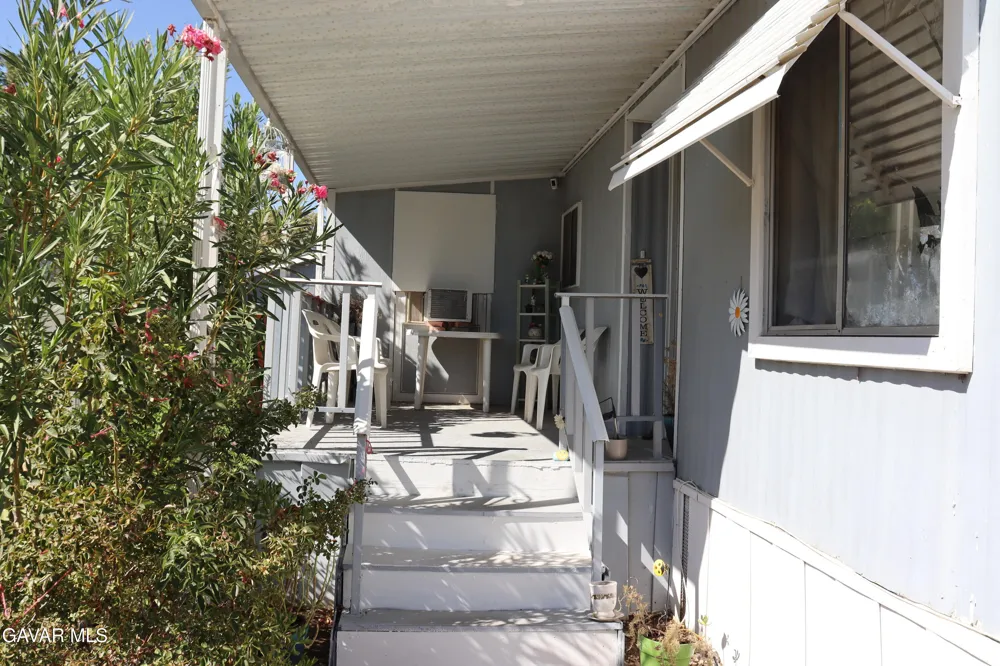 1301 E Avenue I #Spc 90 Lancaster, CA 93535