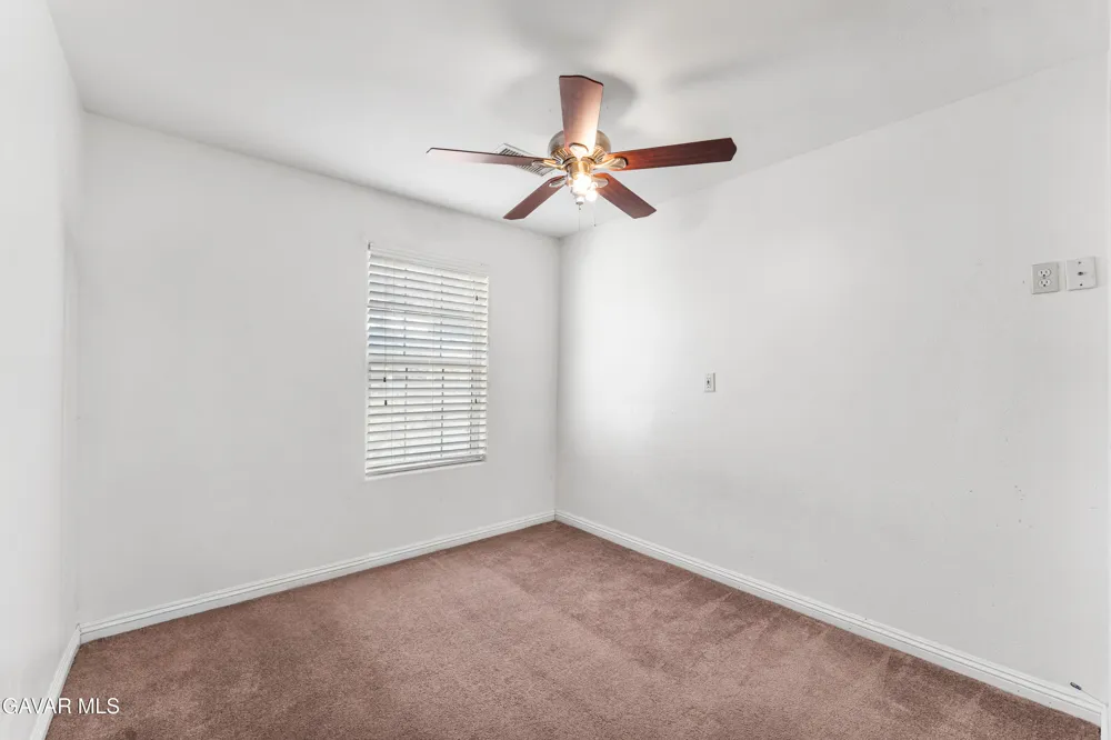 345 Lakeview Drive Palmdale, CA 93551
