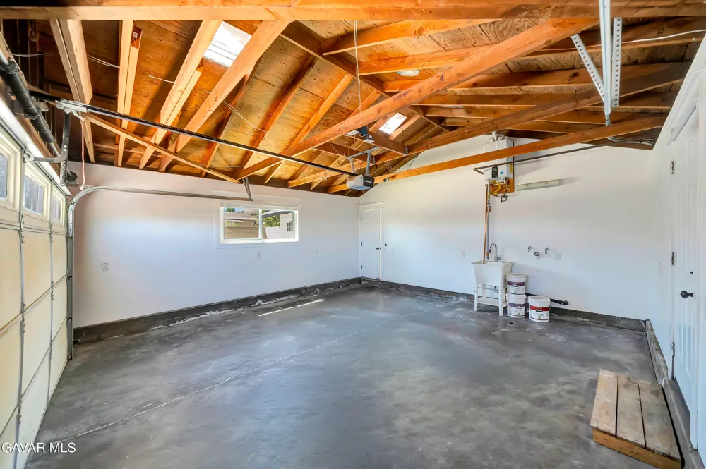 41623 55th St West Lancaster, CA 93536