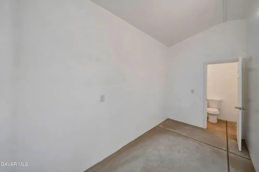 41623 55th St West Lancaster, CA 93536