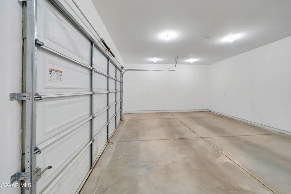 41623 55th St West Lancaster, CA 93536