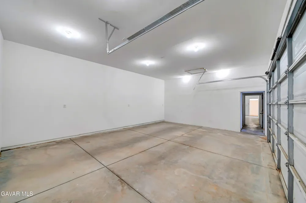 41623 55th St West Lancaster, CA 93536