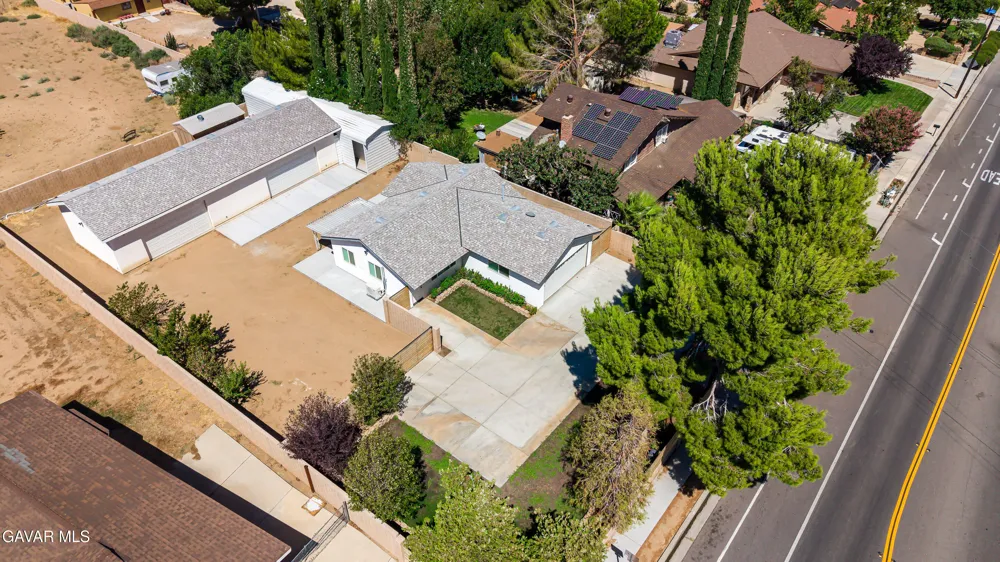 41623 55th St West Lancaster, CA 93536