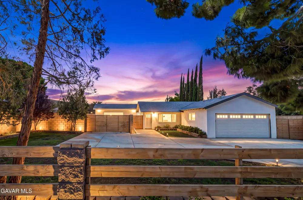 41623 55th St West Lancaster, CA 93536