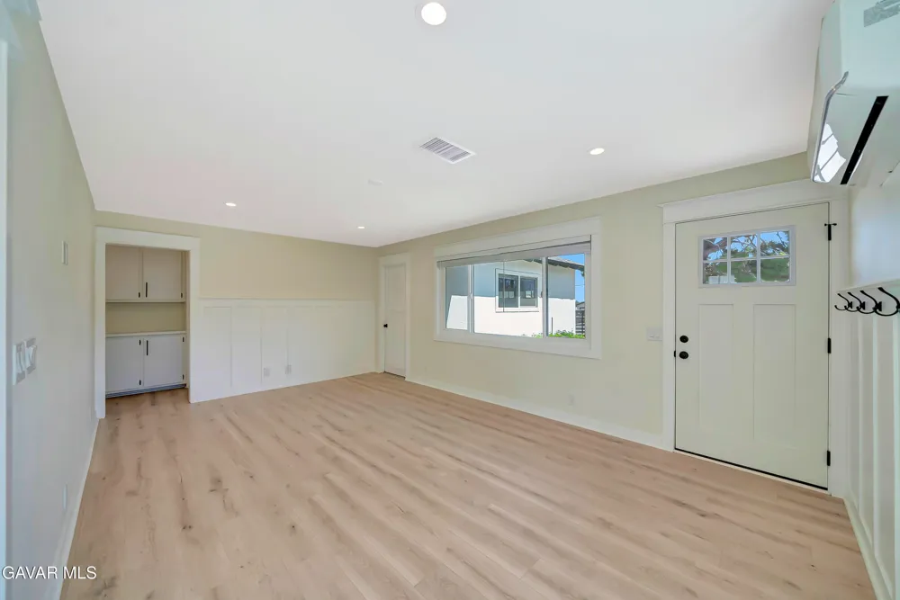 41623 55th St West Lancaster, CA 93536