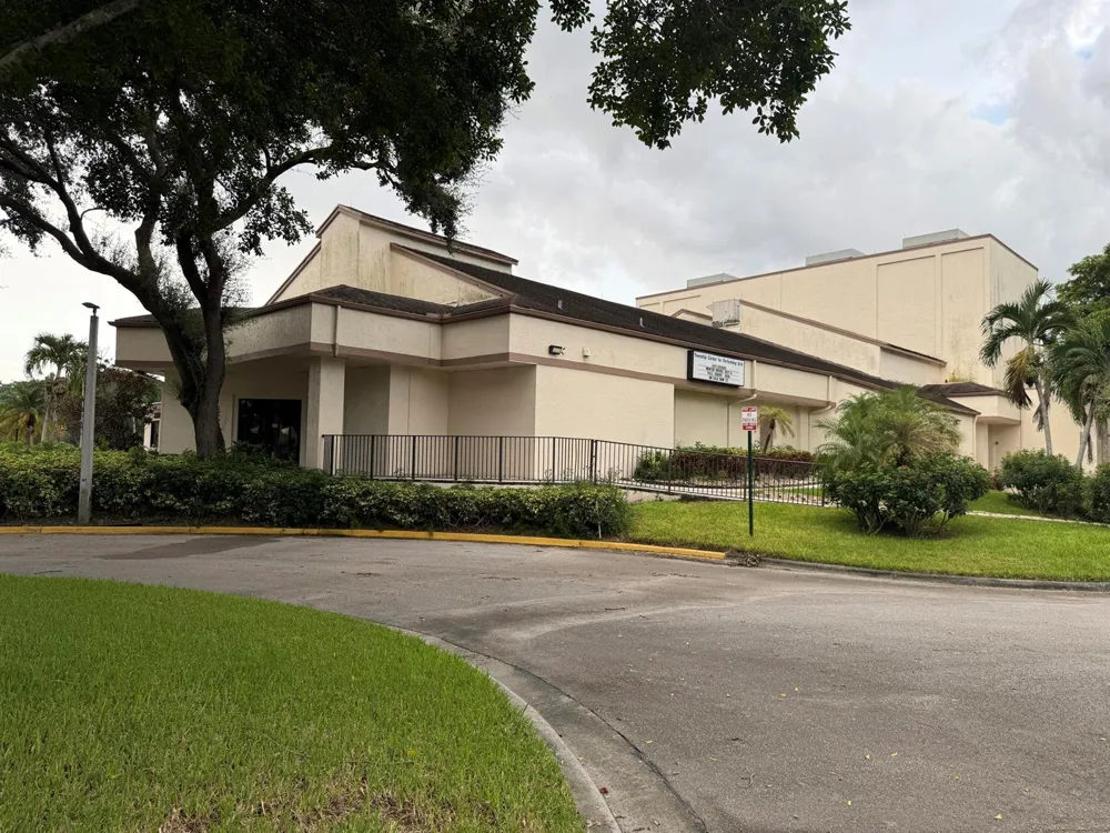 2420 Fiddleleaf Avenue Coconut Creek, FL 33063