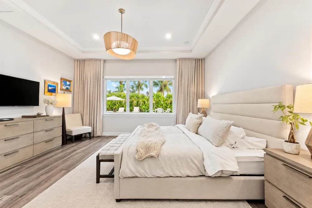 12705 Nevins Lane Palm Beach Gardens, FL 33412