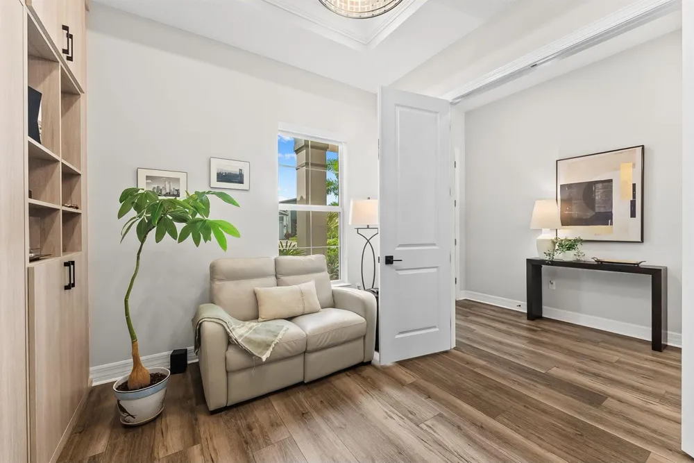 12705 Nevins Lane Palm Beach Gardens, FL 33412