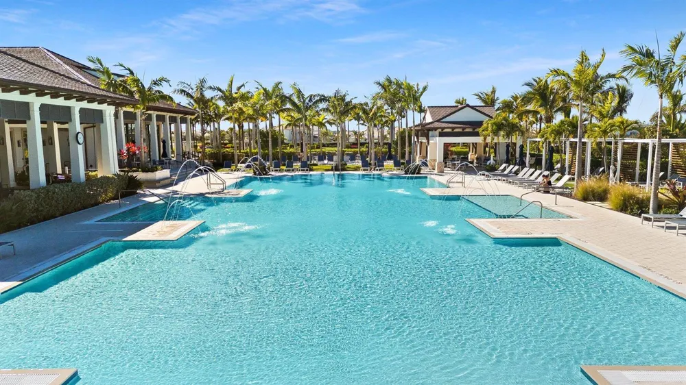 12705 Nevins Lane Palm Beach Gardens, FL 33412