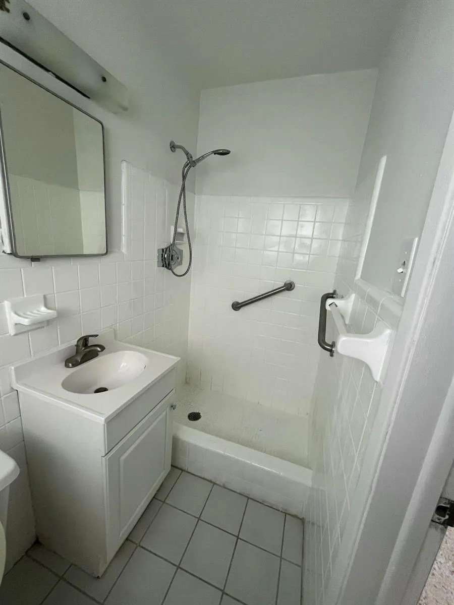 333 NW 26TH COURT Wilton Manors, FL 33311