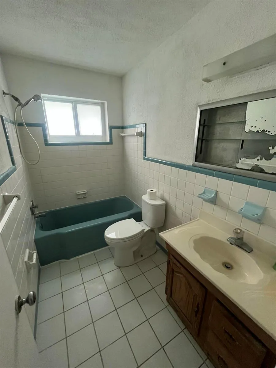 333 NW 26TH COURT Wilton Manors, FL 33311