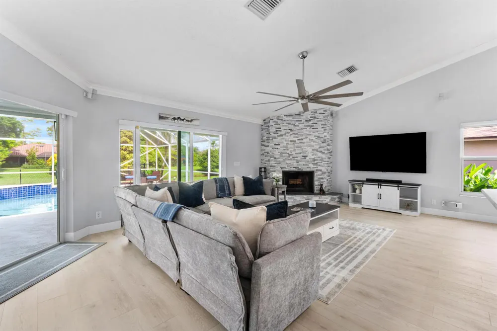 14126 Aster Avenue Wellington, FL 33414