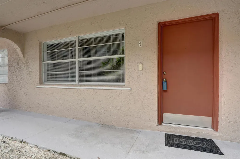 1100 SE 4th Avenue #5 Deerfield Beach, FL 33441