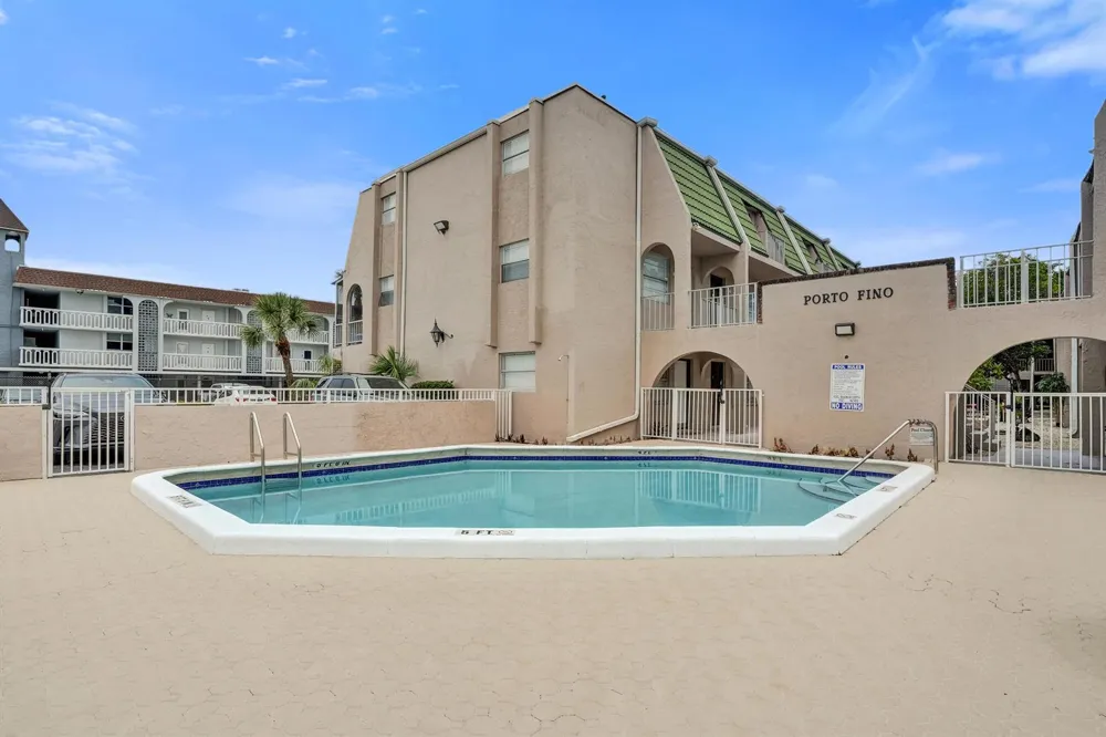 1100 SE 4th Avenue #5 Deerfield Beach, FL 33441
