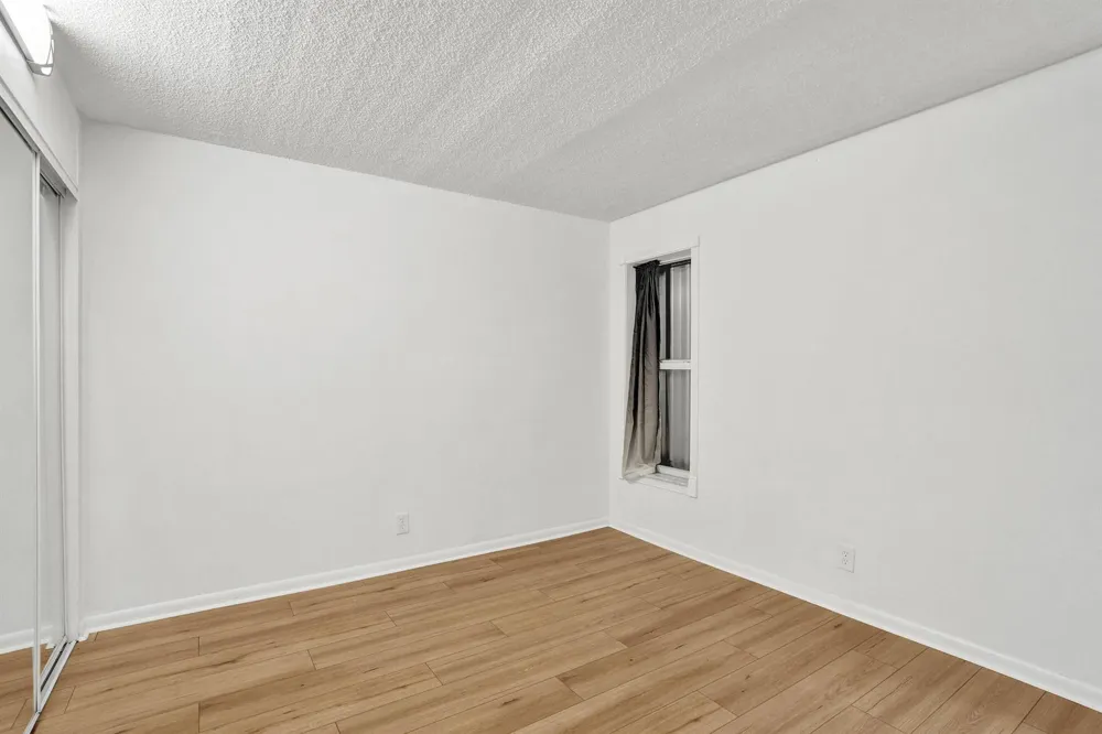 1100 SE 4th Avenue #5 Deerfield Beach, FL 33441