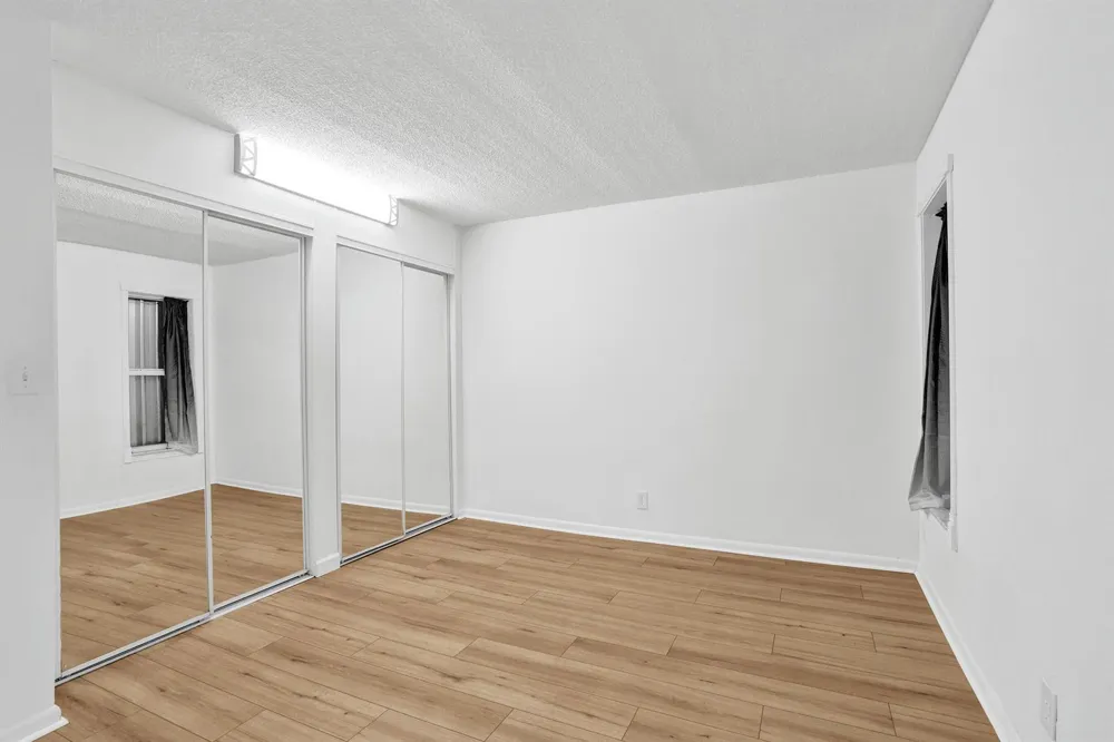 1100 SE 4th Avenue #5 Deerfield Beach, FL 33441