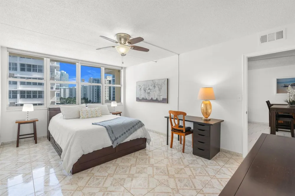 1825 S Ocean Drive #703 Hallandale Beach, FL 33009