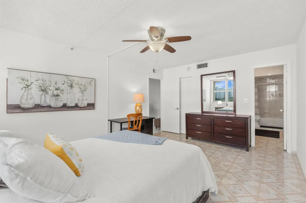 1825 S Ocean Drive #703 Hallandale Beach, FL 33009