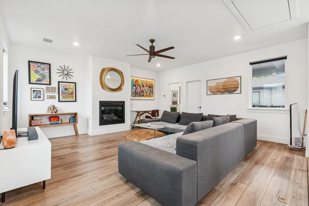 1545 Cosette Drive Dallas, TX 75215